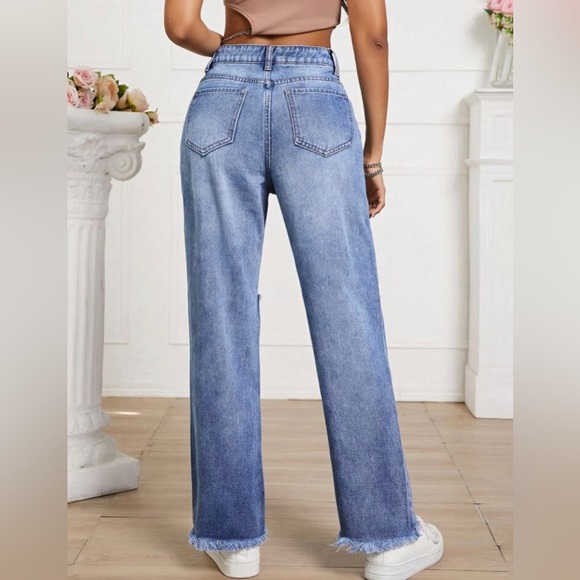 ripped jeans - Picture 3 of 4